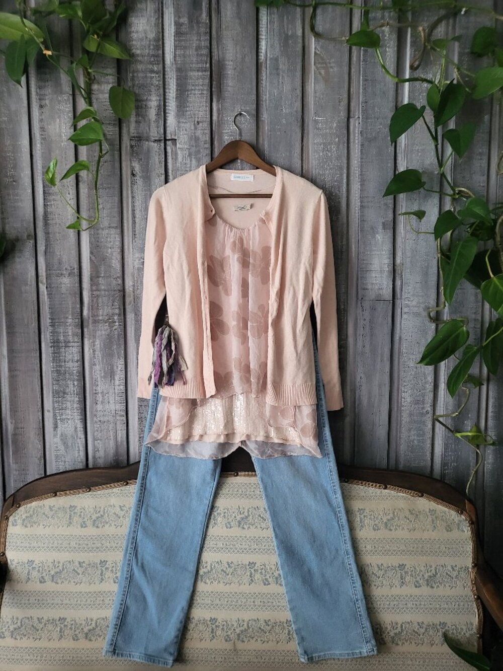 BUNDLE Cozy Pastel Outfit Set Levi's Jeans NWT Cardigan Silk Blouse Bag Charm